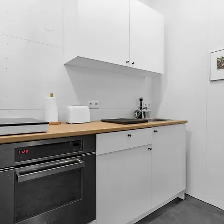 Apartamento Lovely Studio With Hot Tub