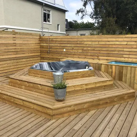 Apartamento Lovely Studio With Hot Tub *
